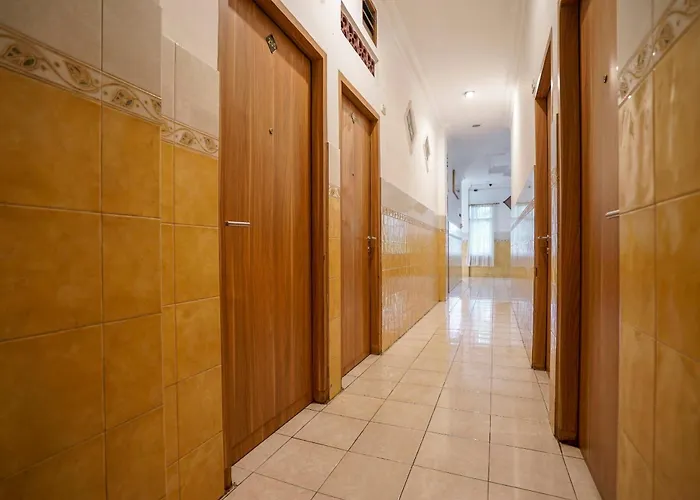 Super Oyo 1173 Hotel Shofa Marwah Palembang